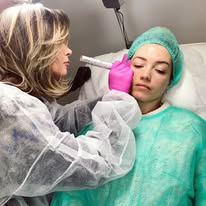 Anca Stefania — dermopigmentist certificat, 10 ani experiență micropigmentare Brăila